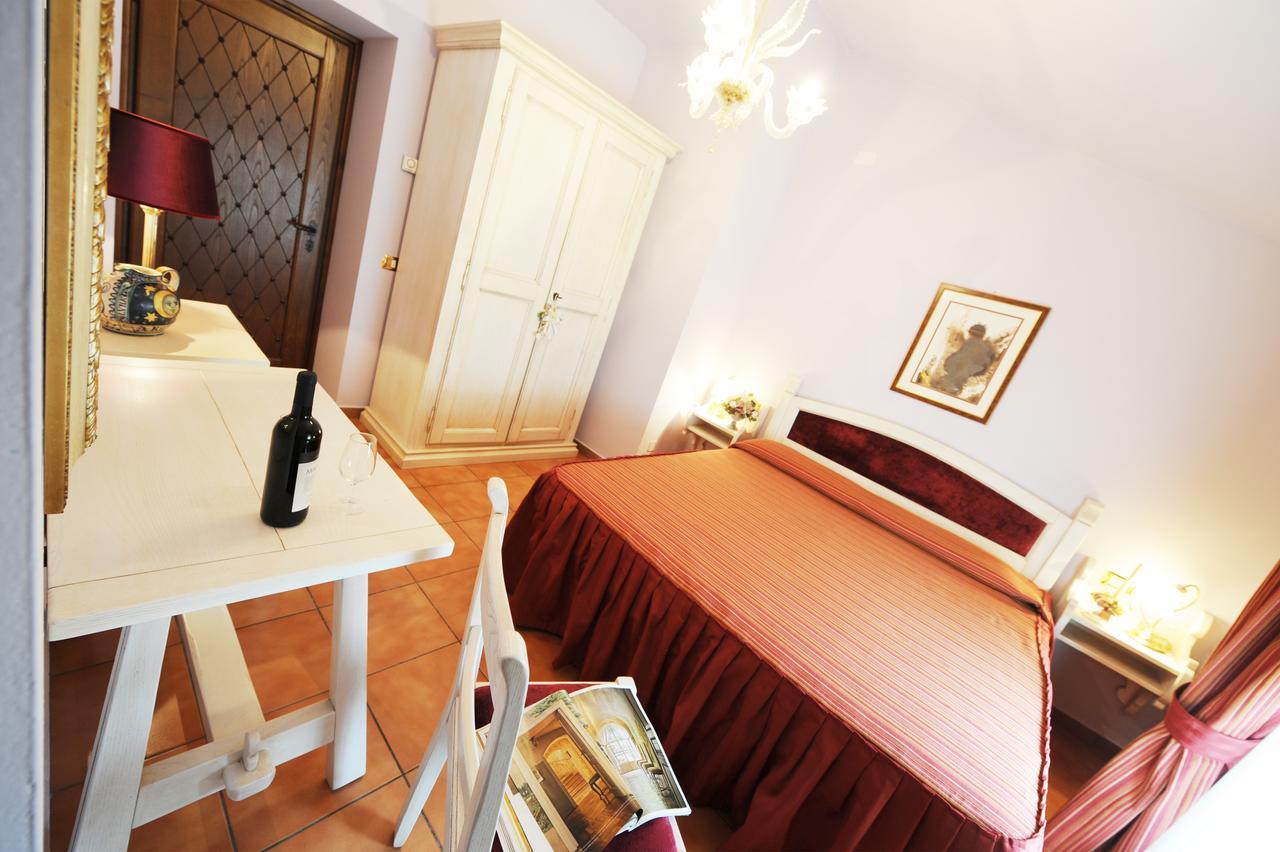 Antica Locanda San Leonardo 1554 Ghivizzano 外观 照片