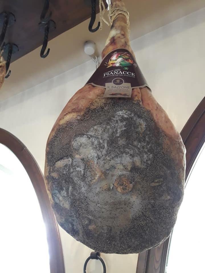 Antica Locanda San Leonardo 1554 Ghivizzano 外观 照片